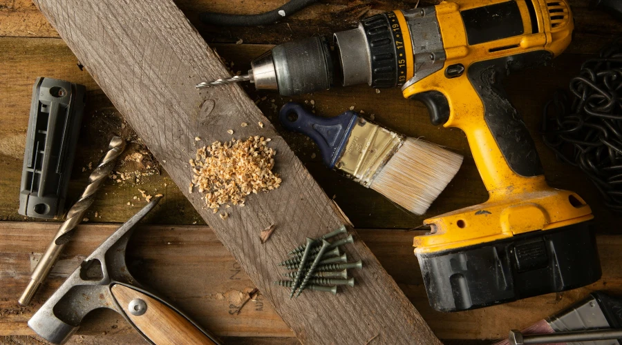 carpentry services install